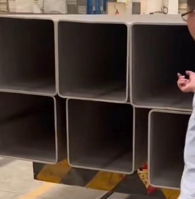 大口不銹鋼方管